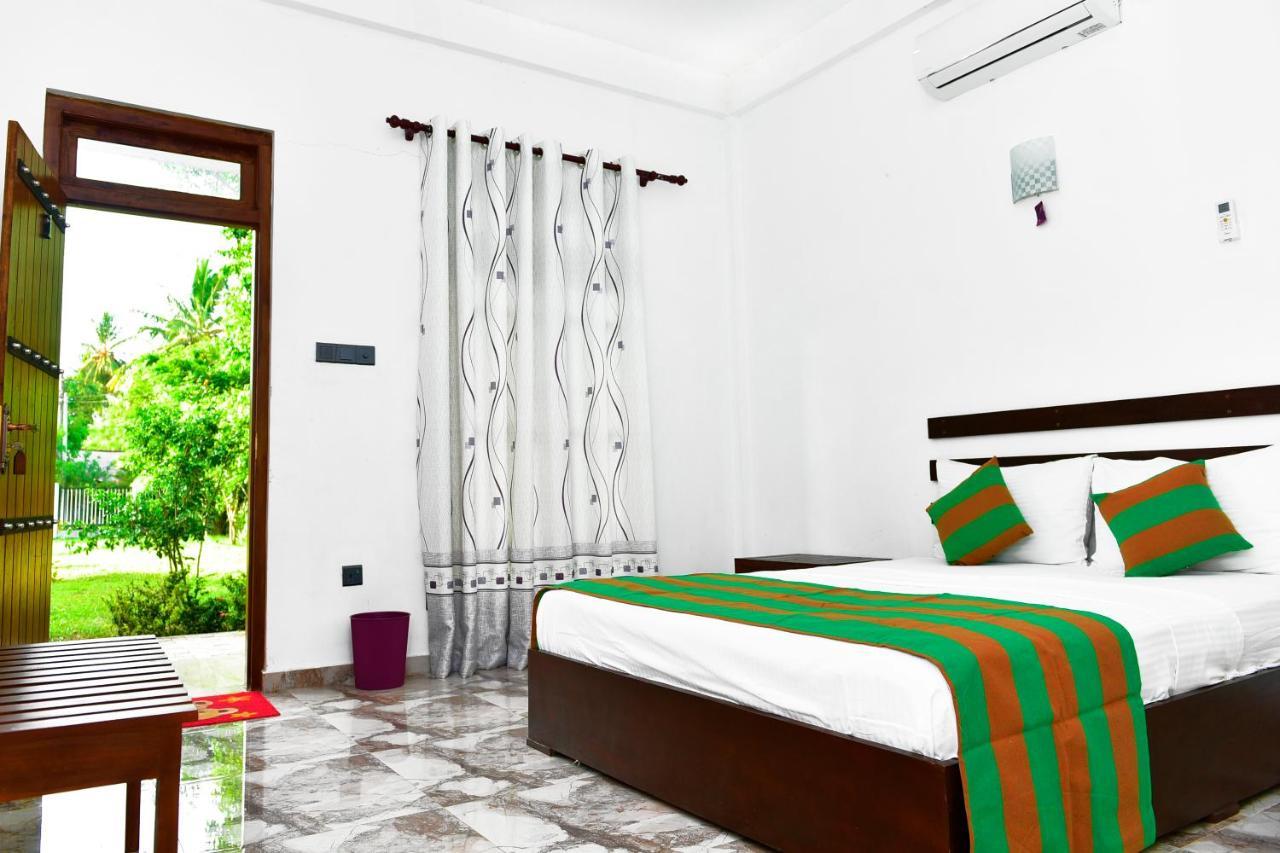 Nil Arana Resort ポロンナルワ エクステリア 写真